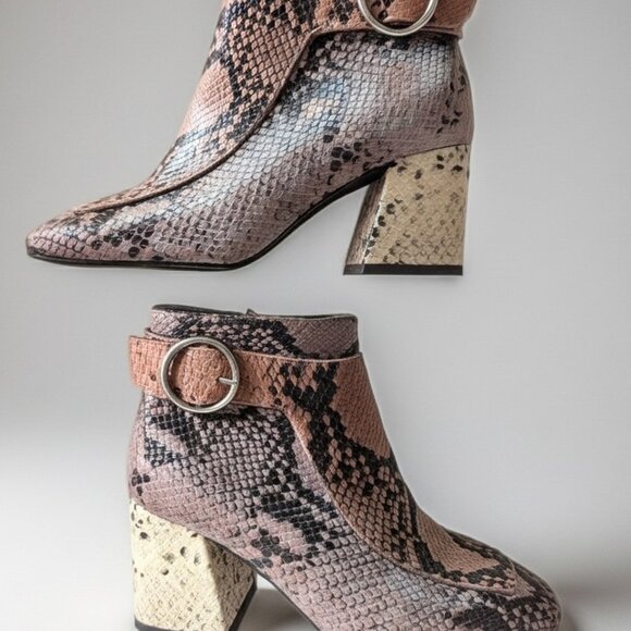 Freda Salvador Hendrix Snakeskin Ankle Boots Size 5 – Designer Leather Statement - Picture 3 of 14
